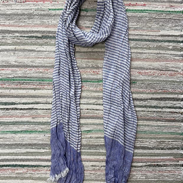 Striped Color-Block Crinkled Long Scarf 