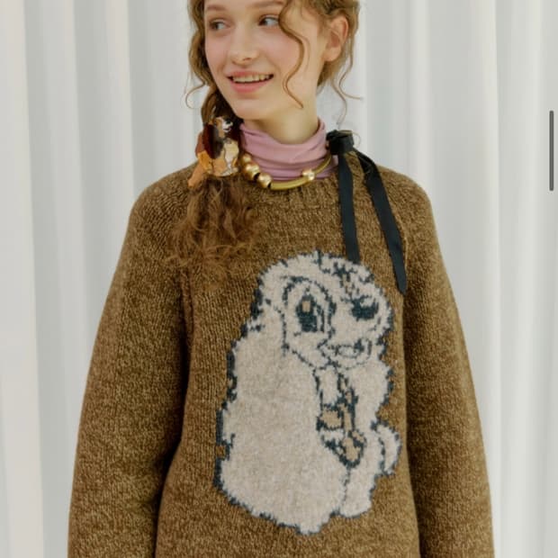 (새상품) 삭스어필X디즈니콜라보 강아지니트(정가 18만원)