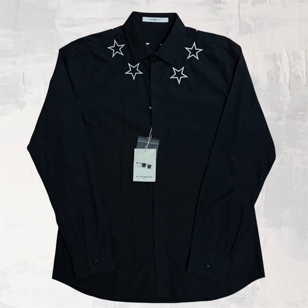 (새상품) 지방시 리카르도티시 스타패치 셔츠 42