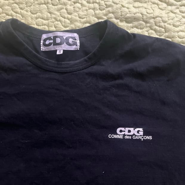 CDG 로고 반팔