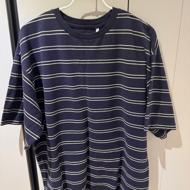 캡틴선샤인 네이비 스트라이프 티 42