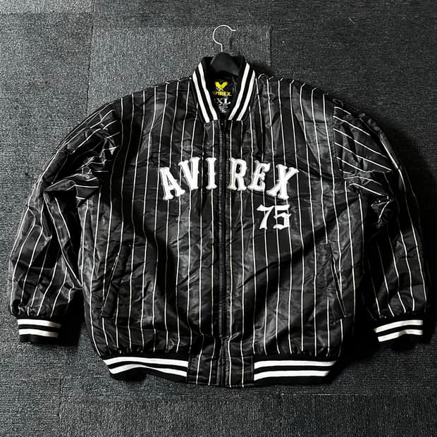 AVIREX 75 아비렉스 핀스트라이프 베이스볼 사틴 바시티 자켓