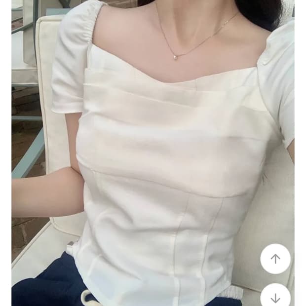 제니오 썸머 클린스퀘어 블라우스 새상품 S
