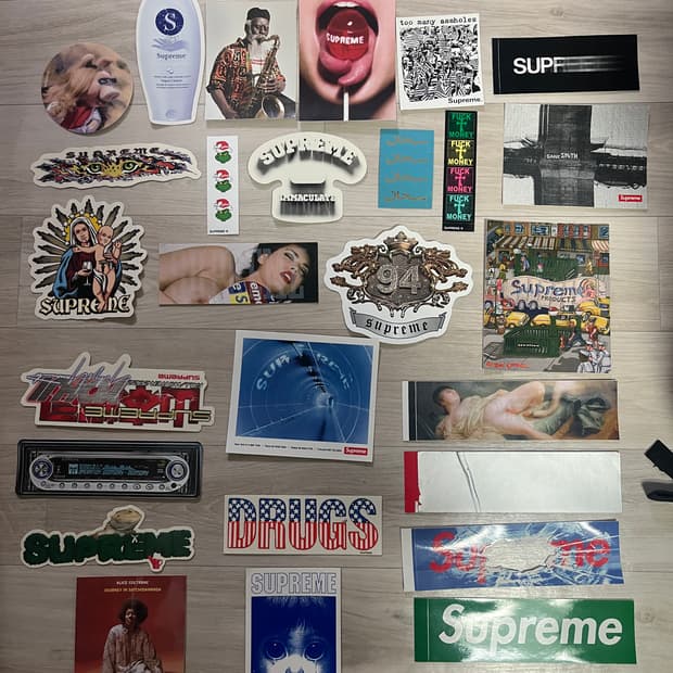 슈프림 스티커 일괄 판매