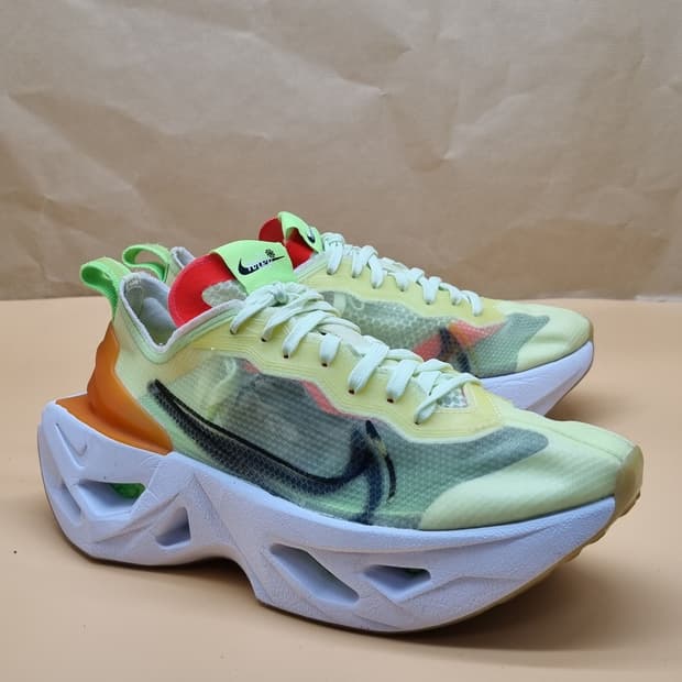 나이키 줌 비스타 그라인드 런닝화230.