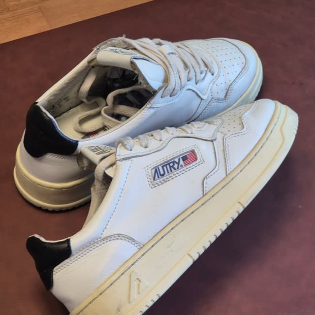 260-265 (41) 오트리 메달리스트 로우 