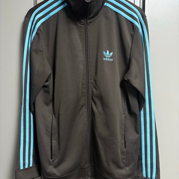 아디다스 유로파 져지 브라운