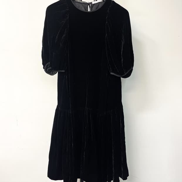 세실리아 반센 20s/s 벨벳 알렉사 드레스