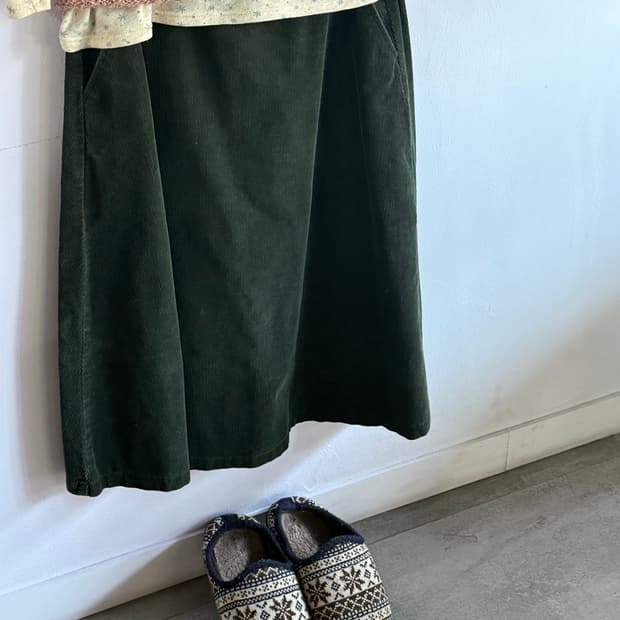 일본빈티지) 코듀로이 카키스커트