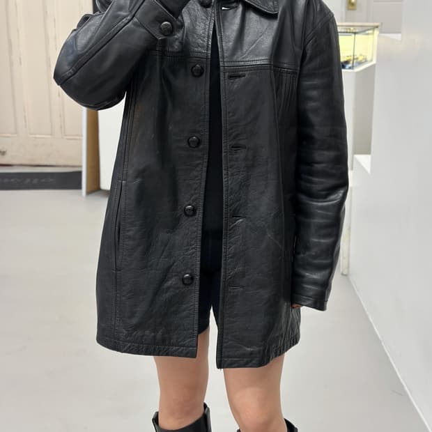 DKNY 레더 코트