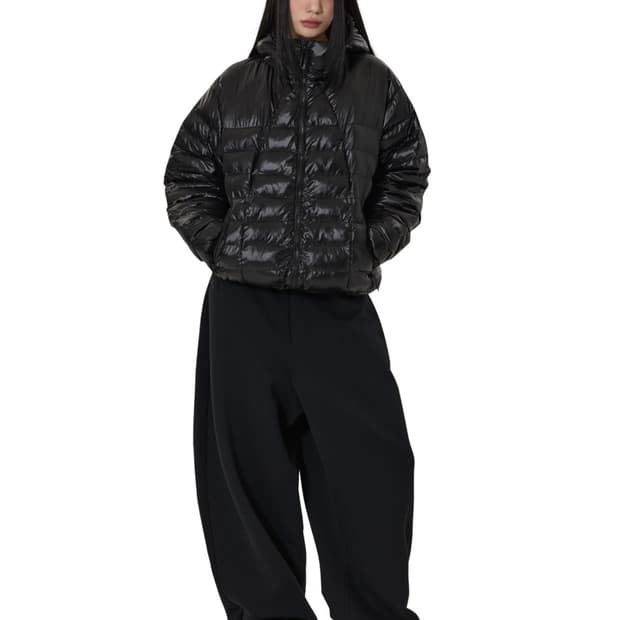 CURVED ZIPPER LIGHTWEIGHT PUFFER JACKET 