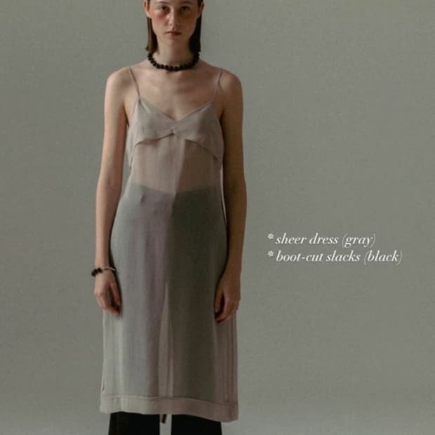 아뜰리에에디션 슬립 끈나시 원피스 (새상품)