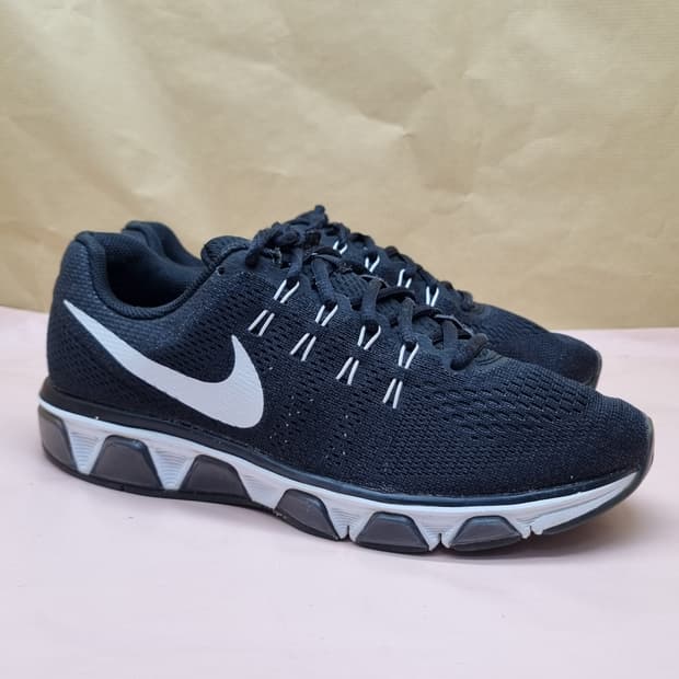 나이키 에어맥스 테일윈드8 운동화 265