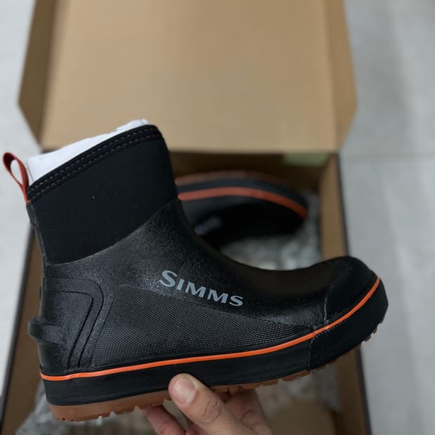 선상보팅 부츠 simms 8호