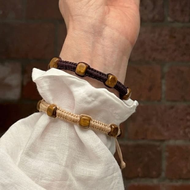 [담슨] 체스넛&샌드 매듭 팔찌 Chestnut&Sand Bracelet
