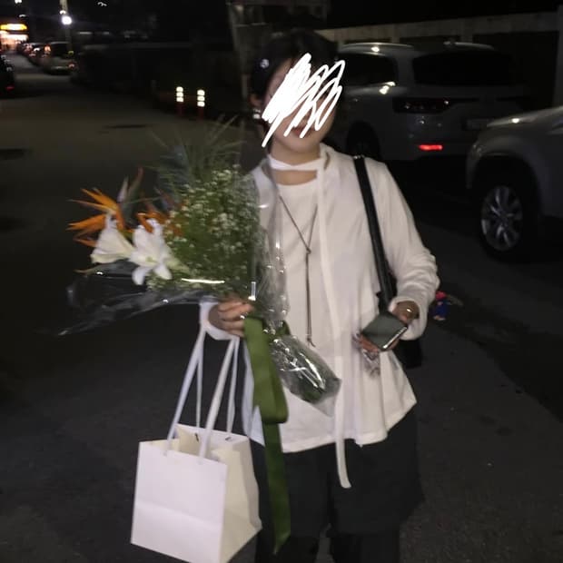 나체슬리브티셔츠