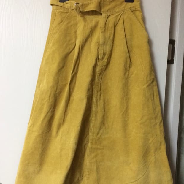 옐로우 코듀로이 스커트