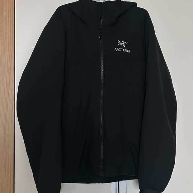 아크테릭스 아톰 LT 블랙 후드 자켓