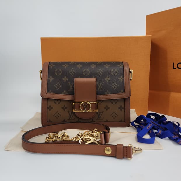 루이비통 도핀 MM 모노그램 리버스 캔버스 숄더 크로스백 M45958