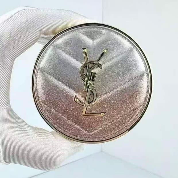 입생로랑의 스파클링 러브 컬렉션 한정판