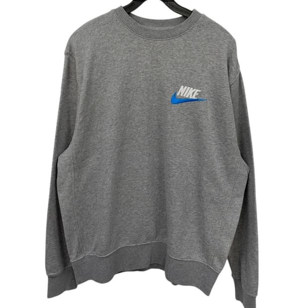 나이키 스우시 맨투맨