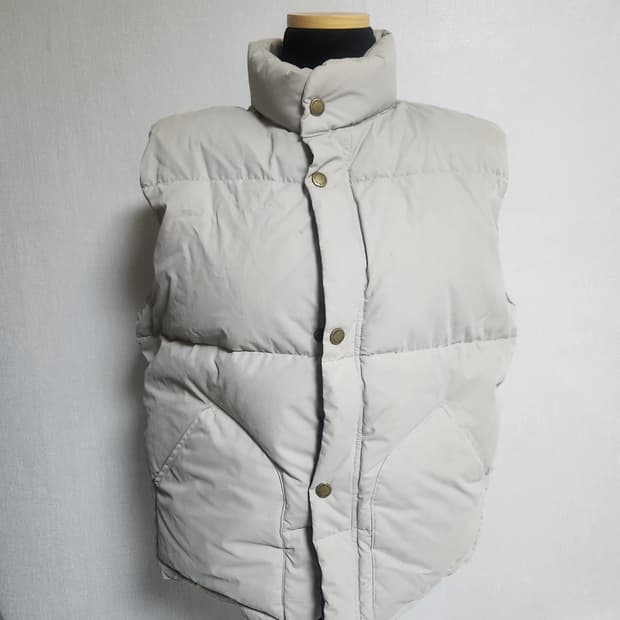 그레이 조끼패딩