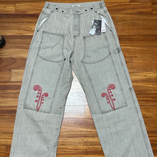 카락터 더블니 팬츠 01 새상품 택달려있음