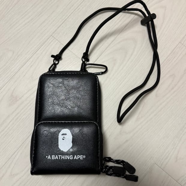 일본 베이프 미니 크로스백