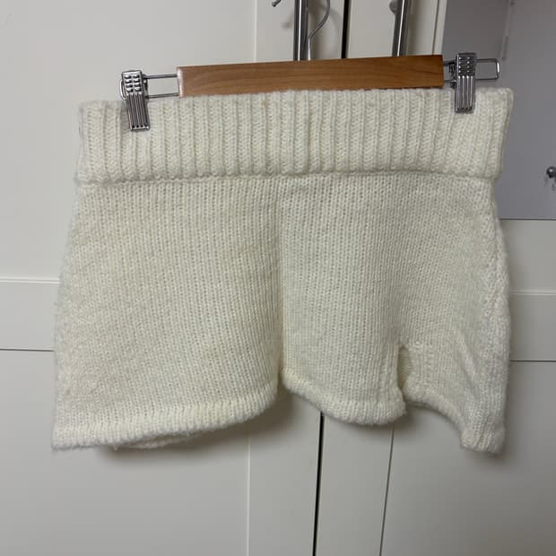 글로니 니트 스커트