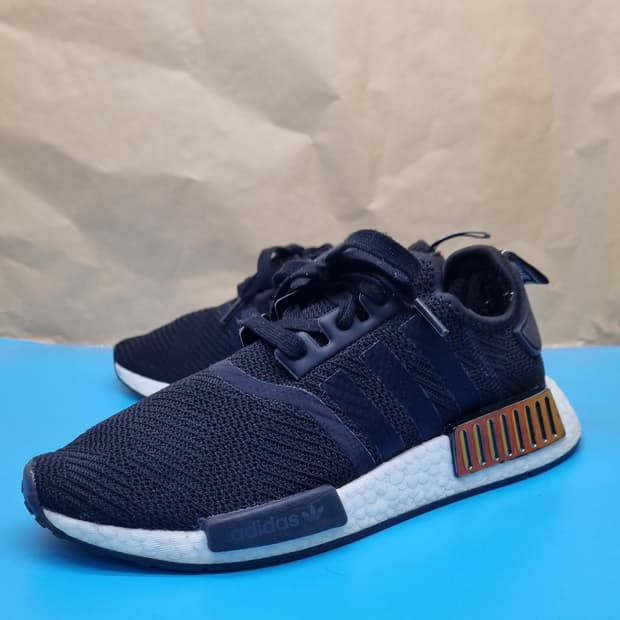 아디다스 NMD R1 운동화250