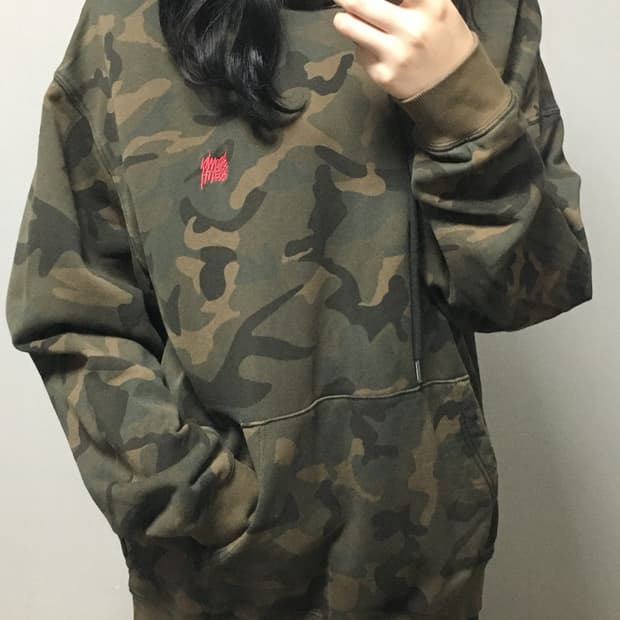 브라운브레스 밀리터리 카모 패턴 후드티