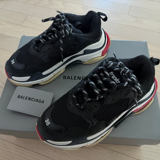 (정품) 발렌시아가 트리플S 36사이즈