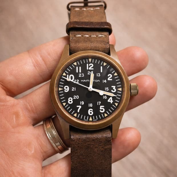 해밀턴 카키필드 38mm 브론즈 수동