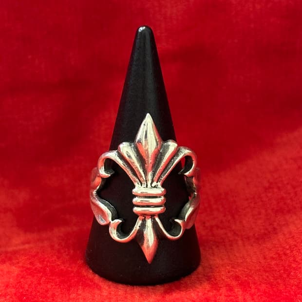 Fleur de Force 925silver ring