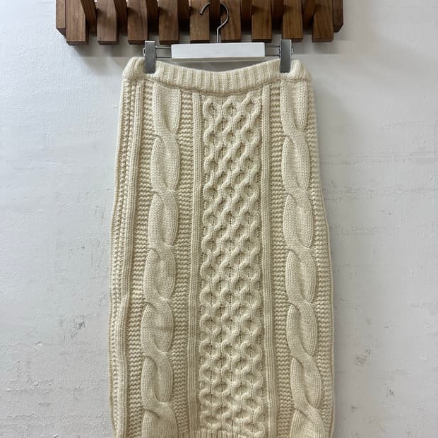 일본빈티지 케이블 아이보리 울 니트 스커트