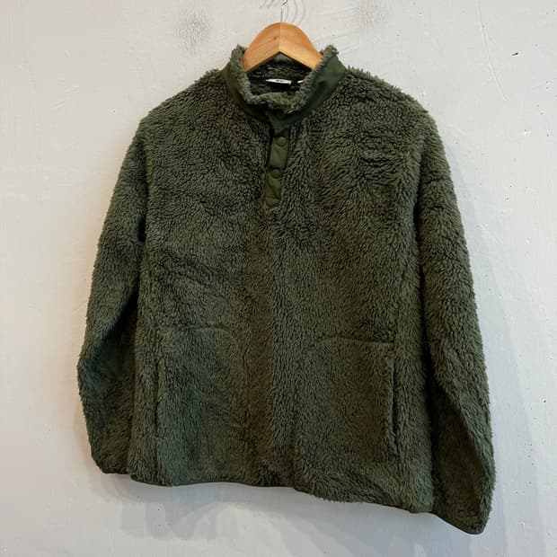 유니클로 화이트마운티니어링 풀오버 플리스 우먼즈