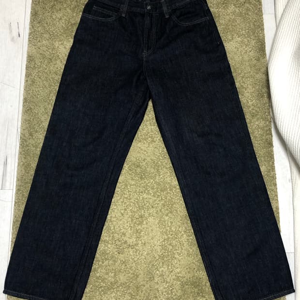 유니클로 jw 앤더슨 스트레이트 진 navy