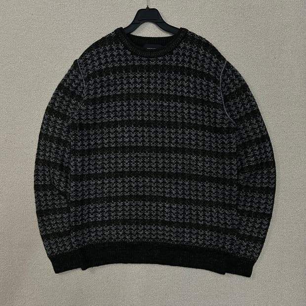 (XL) 솔리드옴므 블랙 패턴 니트