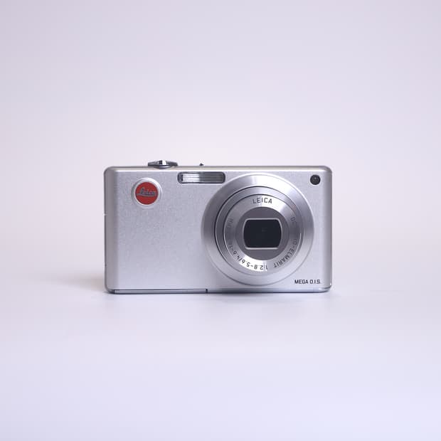 라이카 C-LUX2 실버 (이체 시 할인)