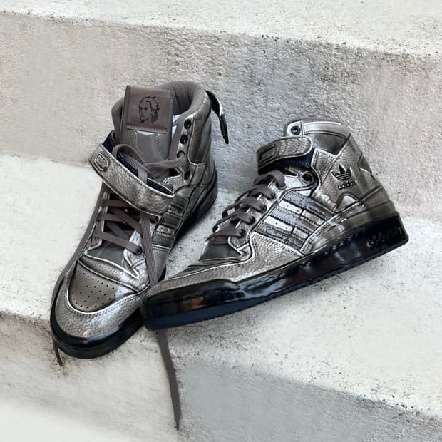 제레미스캇 x 아디다스 하이탑 블랙딥드