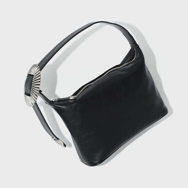 토가 25fw 버클 미니 백/블랙