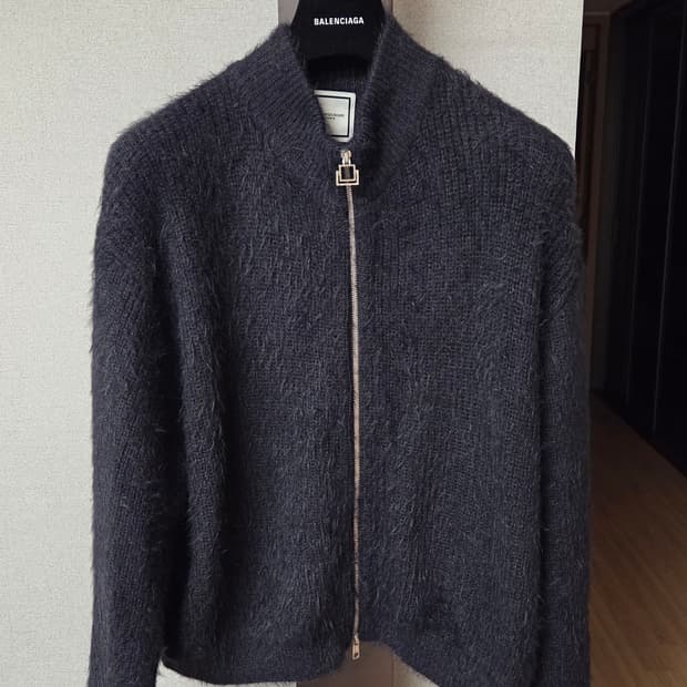 24fw우영미 하이넥 모헤어 가디건 판매