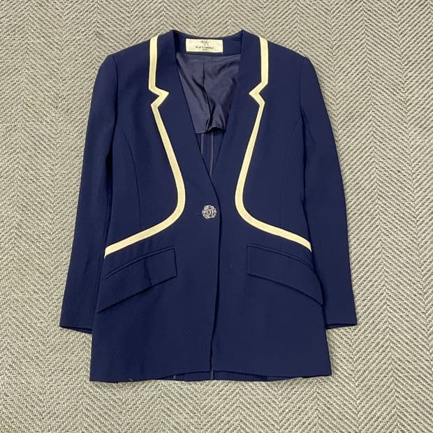 칼 라거펠트 울 트위드 자켓v0036