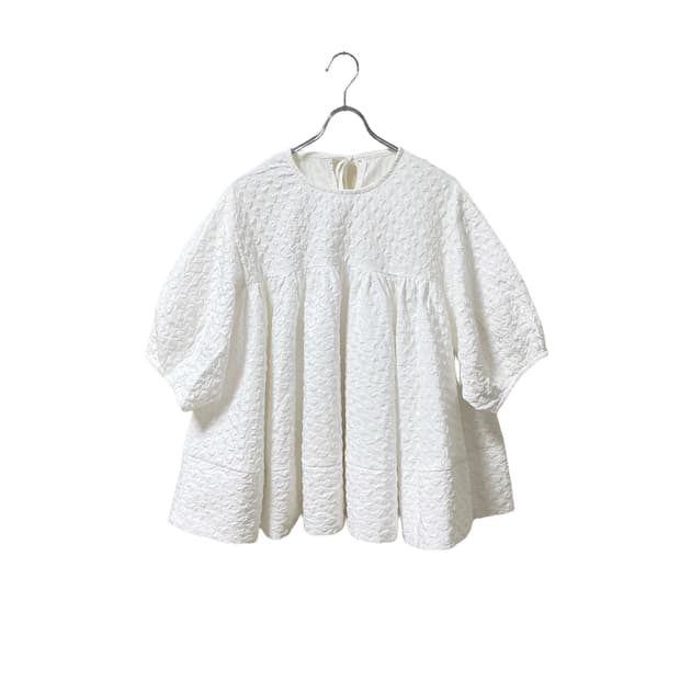 JPN Embossed Volume Blouse