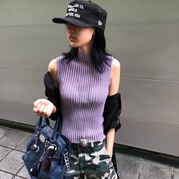 pleats sleeveless top 