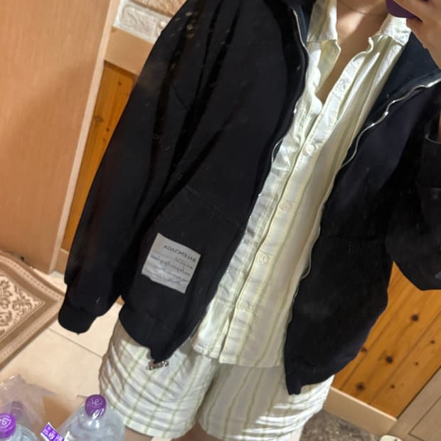 발렌시아가 후드집업
