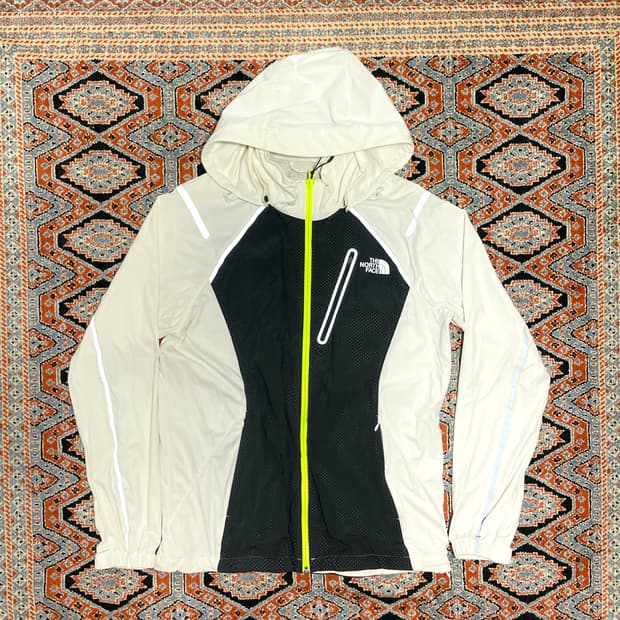 노스페이스 아이보리 바람막이 자켓 여성L