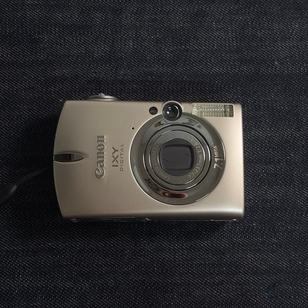 강경민 디카) 캐논 익서스700 