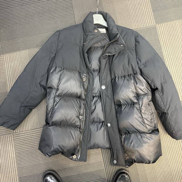 acne studios 다운 점퍼