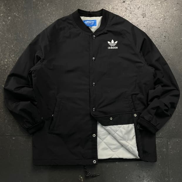 105 아디다스 엠브로이드 누빔 코치 자켓 